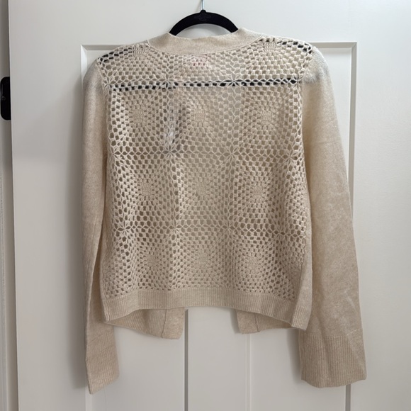 BRODIE CASHMERE 100% Cashmere Crochet Back Cardigan - Picture 4 of 7